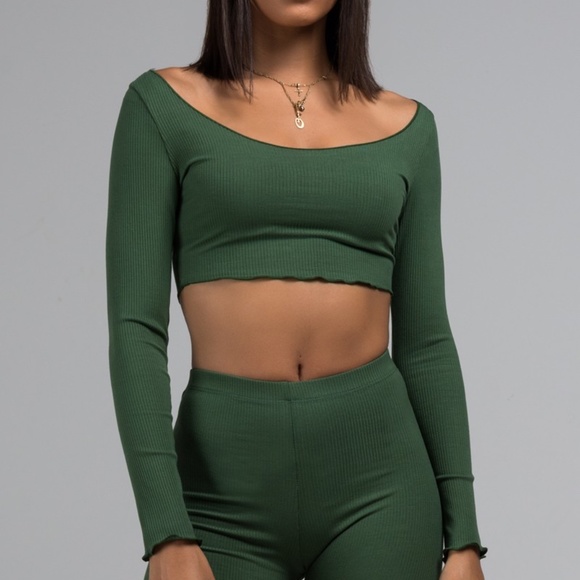 AKIRA Tops - Akira Black Long Sleeve Crop Top